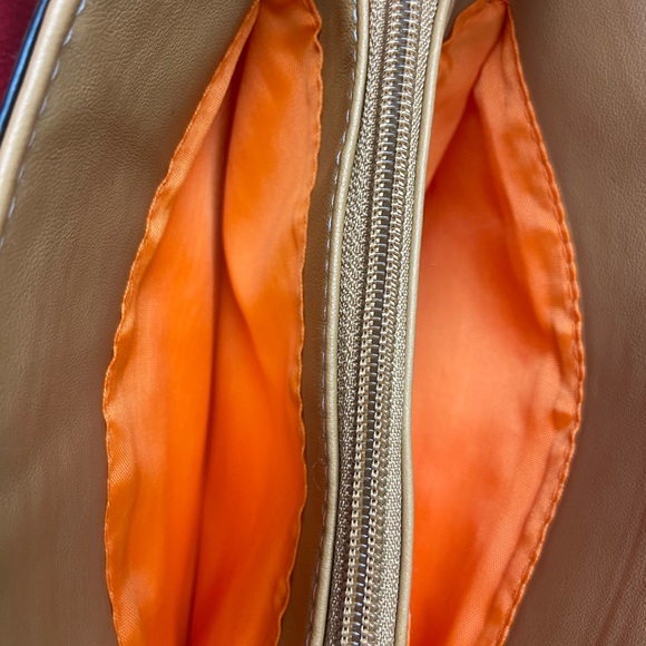 Lily Bloom Crossbody Bag - Picture 7 of 14